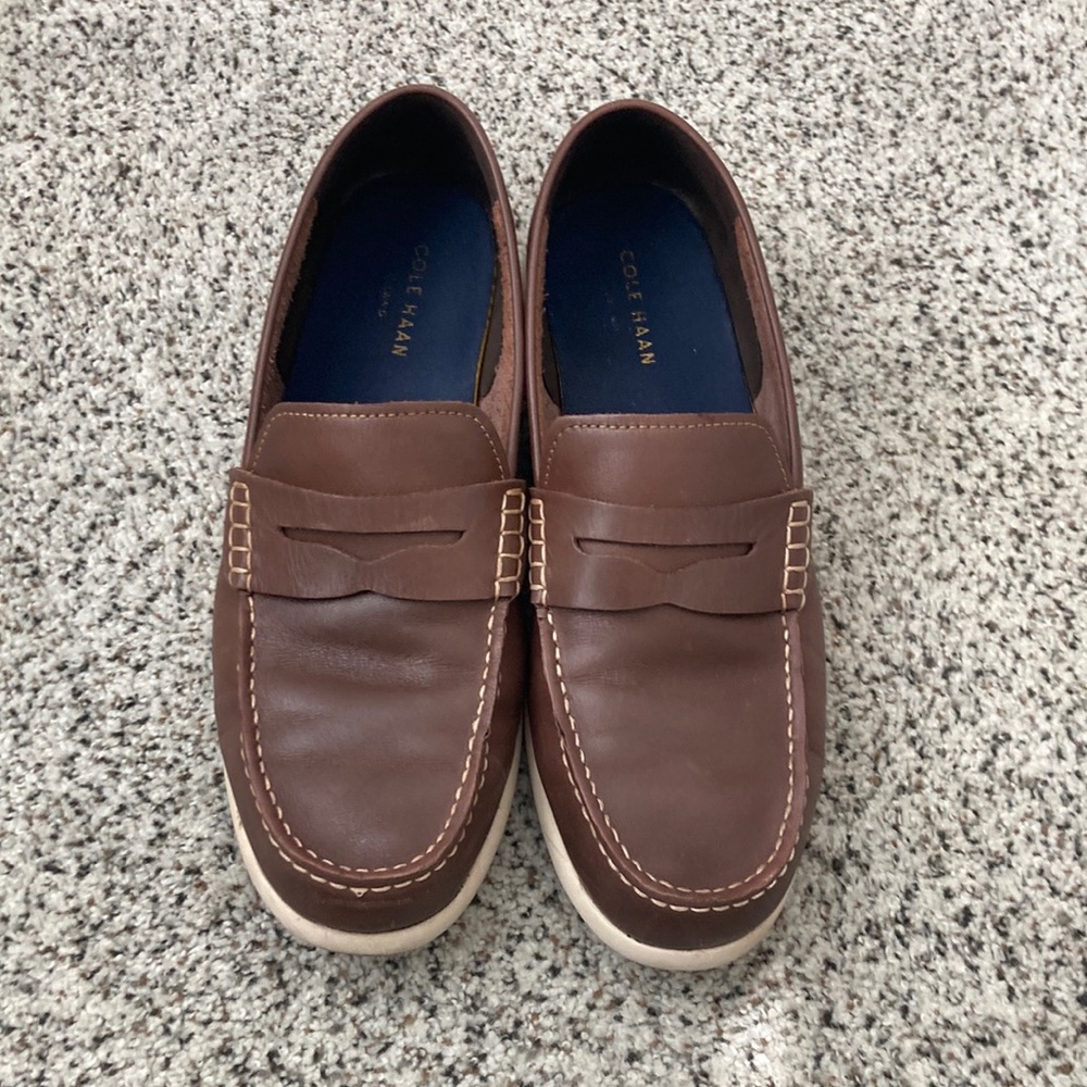 Men’s Cole Haan light weight loafers